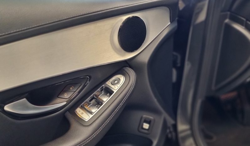 MERCEDES BENZ GLC 220 full