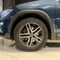 MERCEDES BENZ GLA 220d full