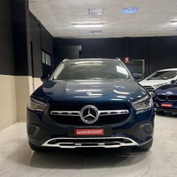 MERCEDES BENZ GLA 220d full