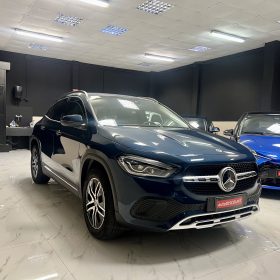 MERCEDES BENZ GLA 220d