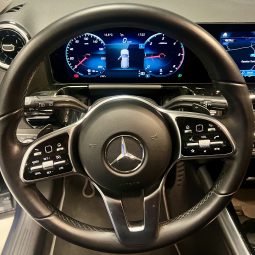 MERCEDES BENZ GLA 220d full
