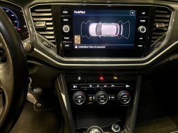 VOLKSWAGEN T-ROC full