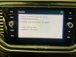 VOLKSWAGEN T-ROC full