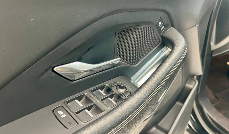 JAGUAR E-PACE full