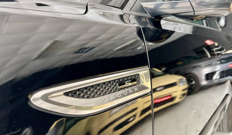 JAGUAR E-PACE full