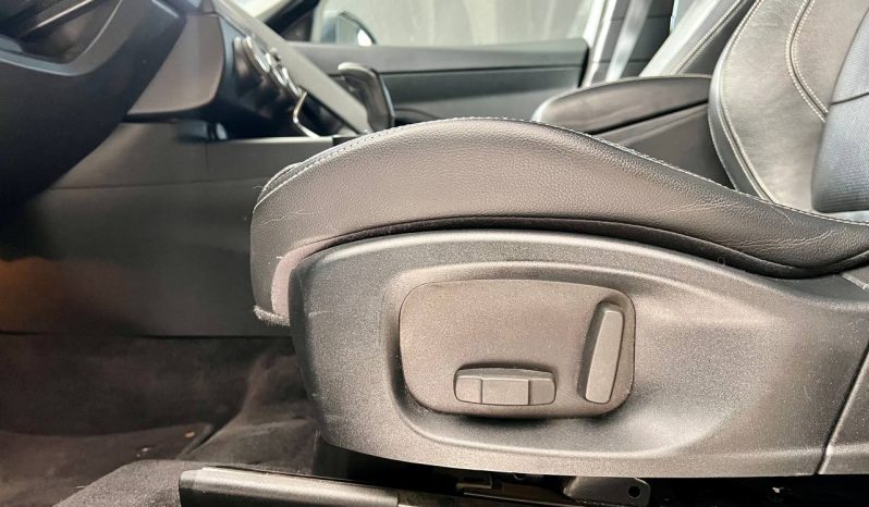 JAGUAR E-PACE full