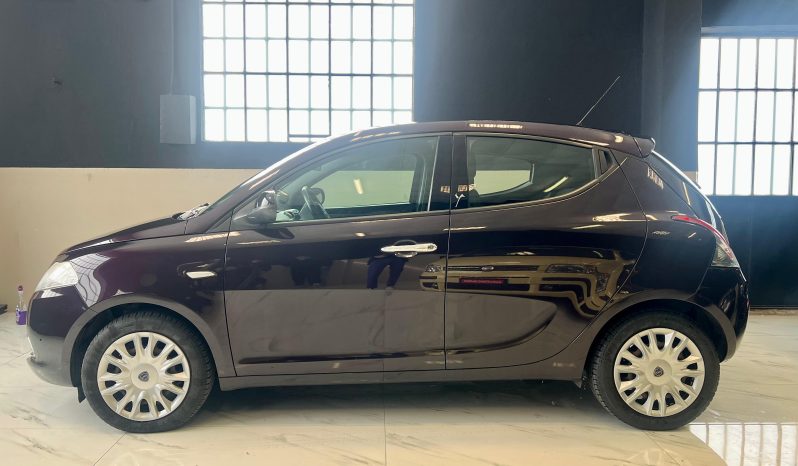 LANCIA YPSILON full