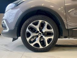 RENAULT CAPTUR full