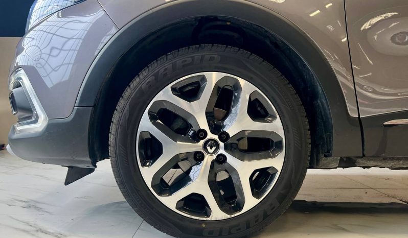 RENAULT CAPTUR full