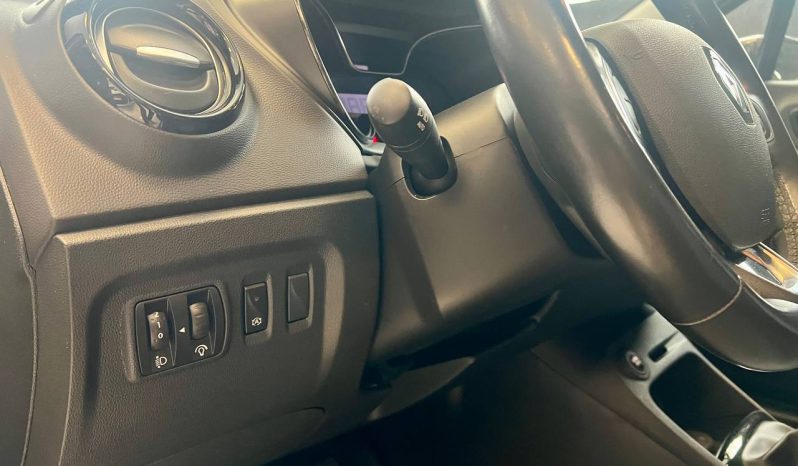 RENAULT CAPTUR full
