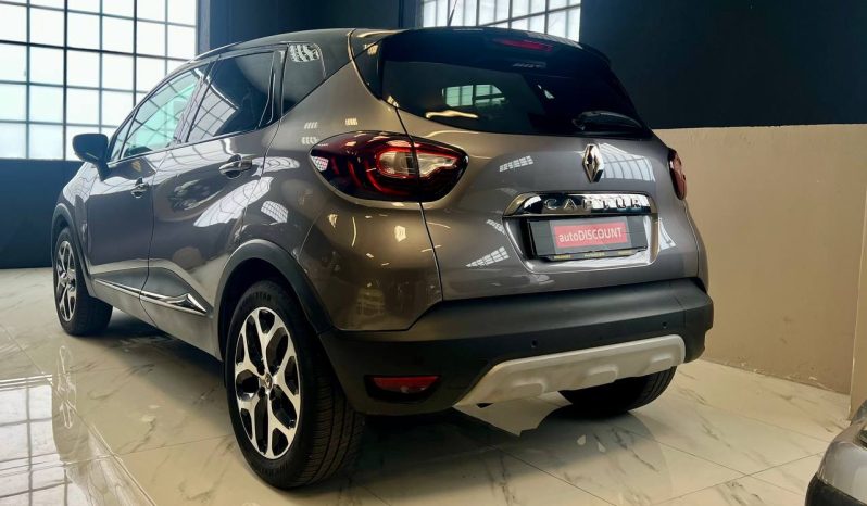 RENAULT CAPTUR full