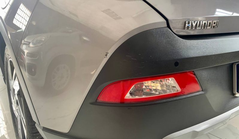 HYUNDAI BAYON full