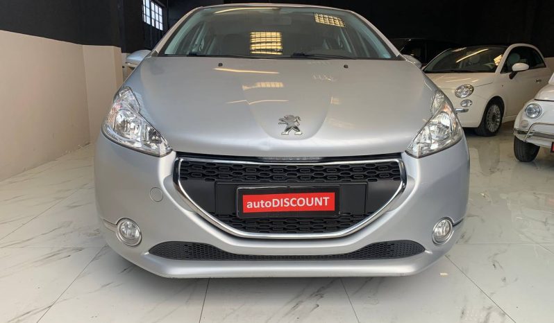 PEUGEOT 208 full