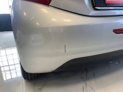 PEUGEOT 208 full