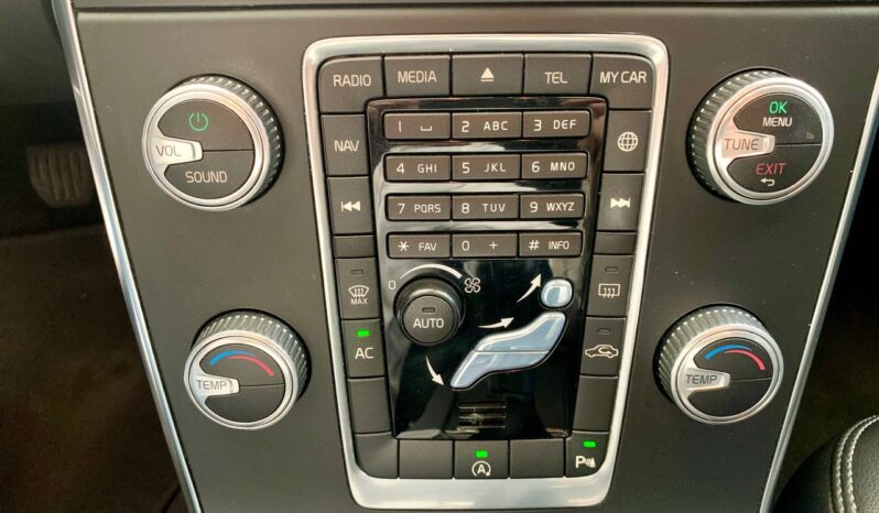VOLVO V60 full