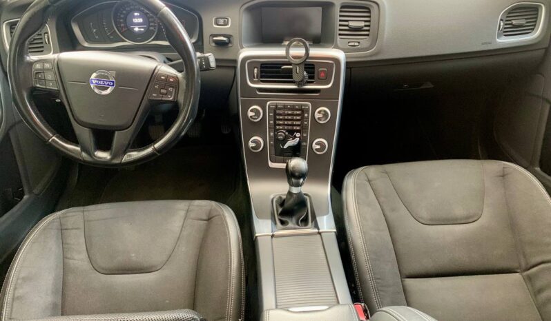 VOLVO V60 full