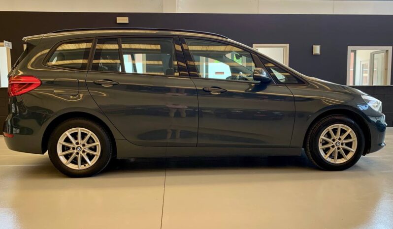 BMW 216D full