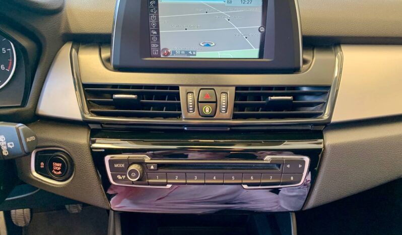 BMW 216D full