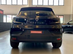 RENAULT CAPTUR full