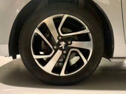 PEUGEOT 108 full