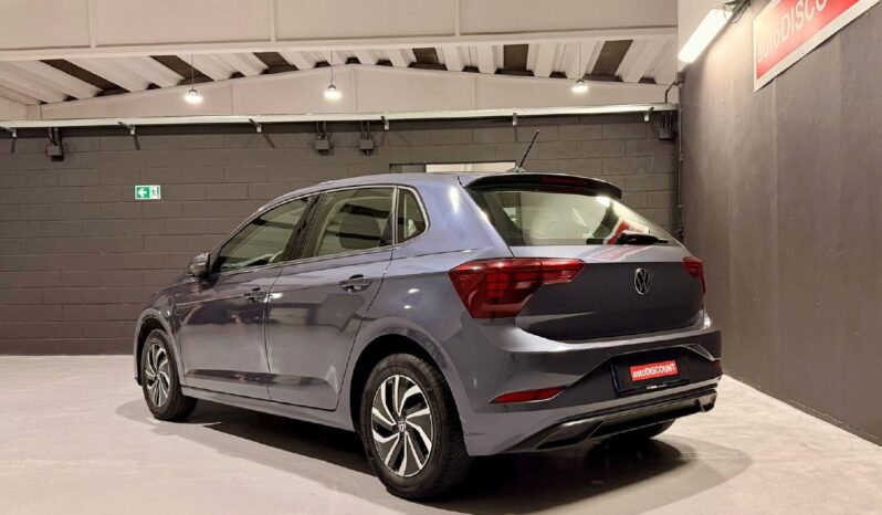 VOLKSWAGEN POLO full