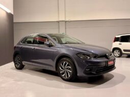 VOLKSWAGEN POLO full