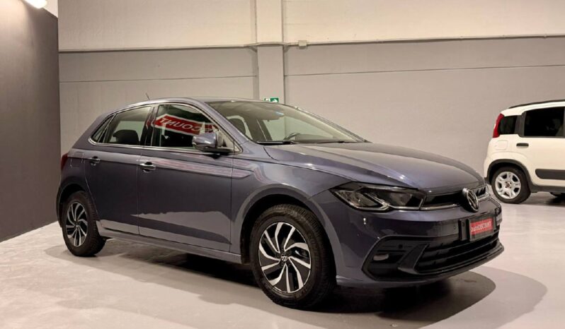 VOLKSWAGEN POLO full