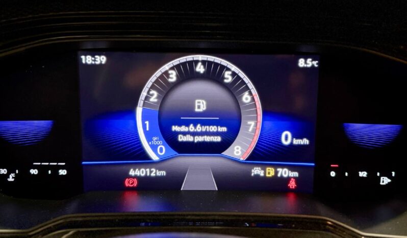 VOLKSWAGEN POLO full