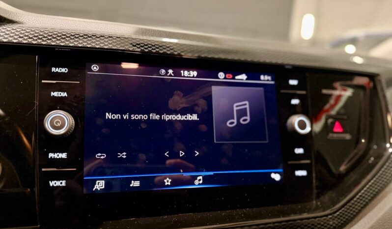 VOLKSWAGEN POLO full