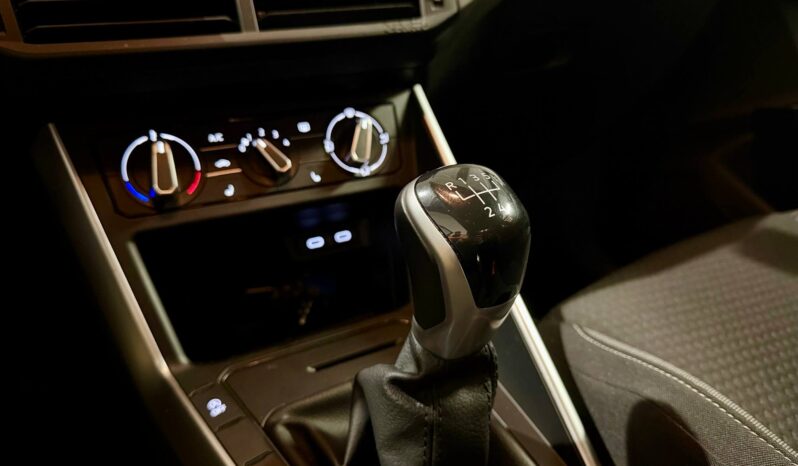 VOLKSWAGEN POLO full