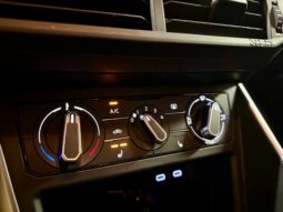 VOLKSWAGEN POLO full