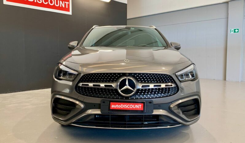 MERCEDES GLA 200D full