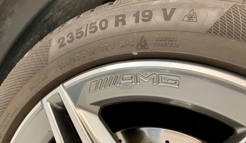 MERCEDES GLA 200D full