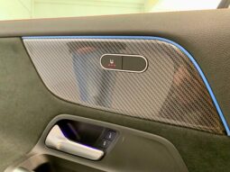 MERCEDES GLA 200D full