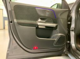 MERCEDES GLA 200D full