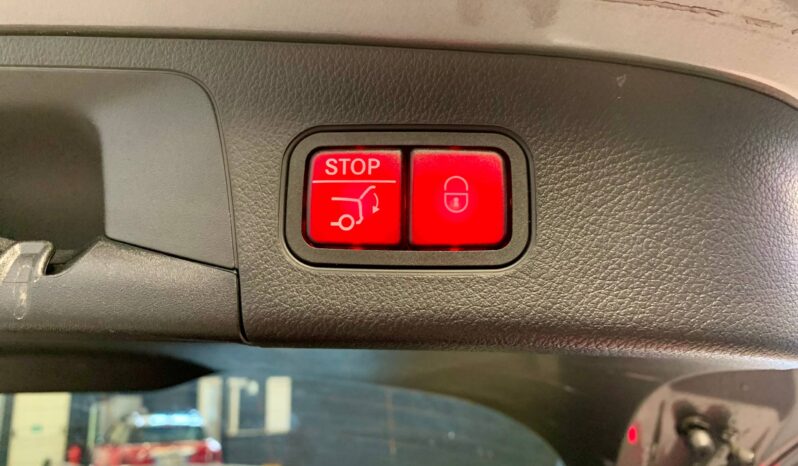 MERCEDES GLA 200D full