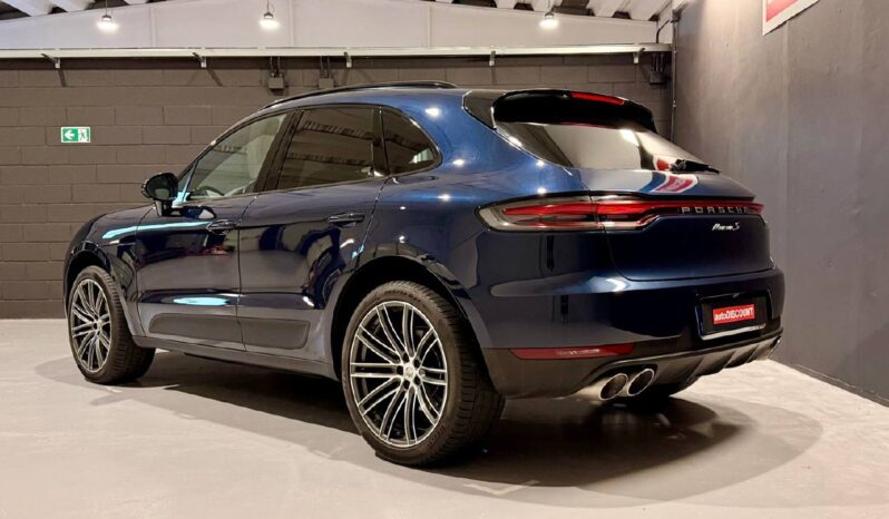 PORSCHE MACAN full