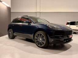 PORSCHE MACAN full