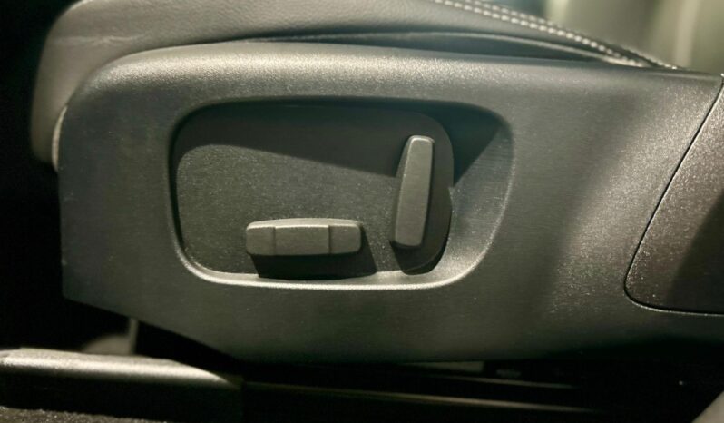 RANGE ROVER VELAR full