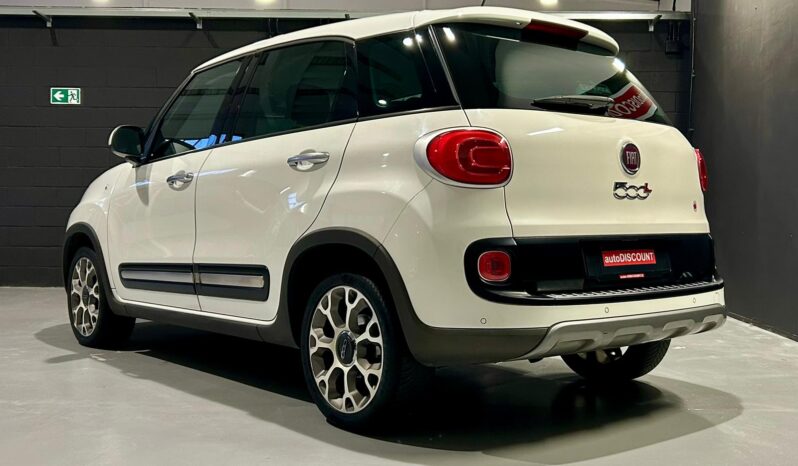 FIAT 500L full