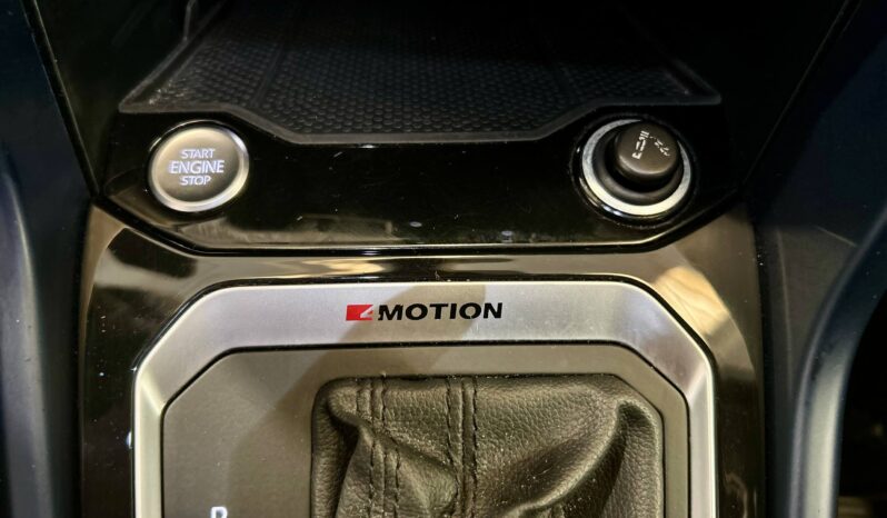 VOLKSWAGEN T-ROC full