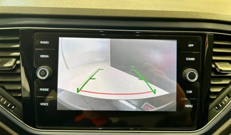 VOLKSWAGEN T-ROC full