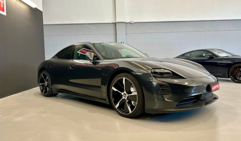 PORSCHE TAYCAN full