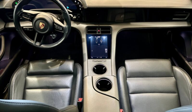 PORSCHE TAYCAN full